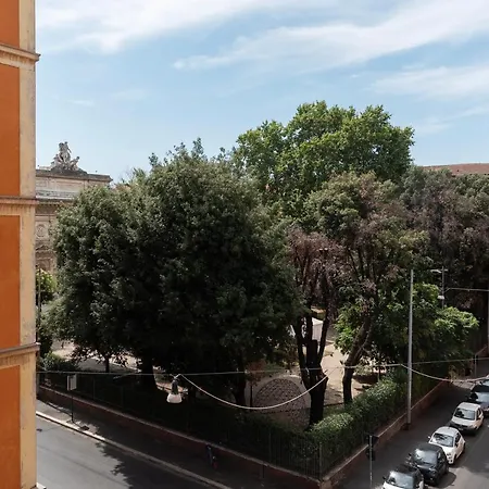 Termini & Acquario Romano Bright * רומא